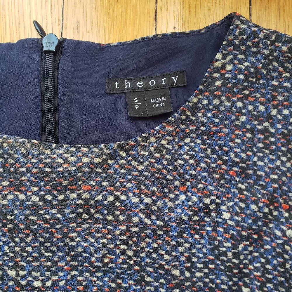 Theory Hodal Silk Layered Tank - Picture 3 of 3